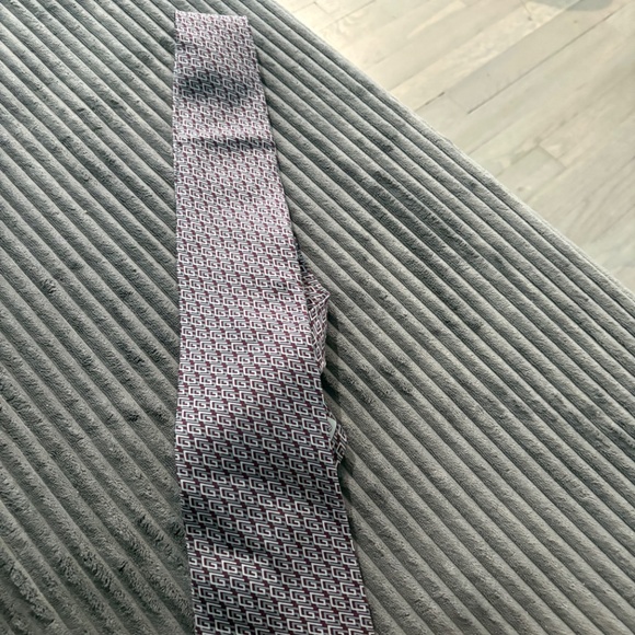 Gucci men’s tie - Picture 2 of 2